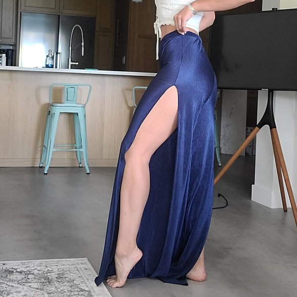 Blue pool party pants - Picture 2 of 3